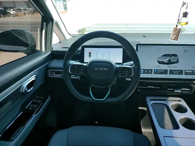GAC Aion Y — Фото автомобиля 10
