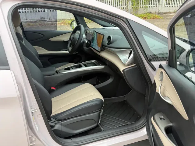 BYD Dolphin — Фото автомобиля 13
