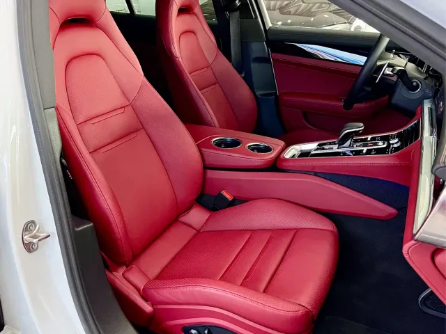Porsche Panamera — Фото автомобиля 9