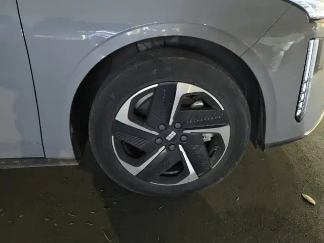 Geely Galaxy L6 — Фото автомобиля 6