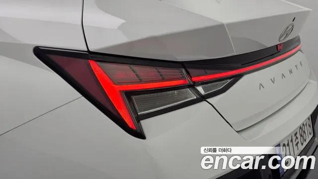 Hyundai Avante — Фото автомобиля 8