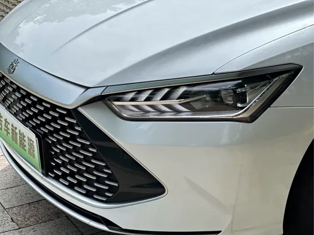 BYD Qin PLUS — Фото автомобиля 8