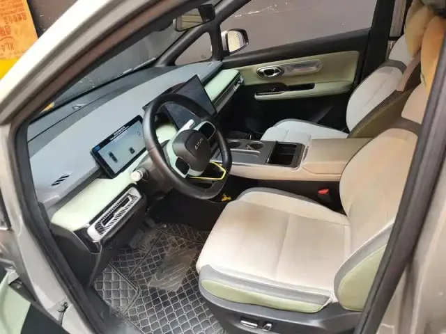 GAC Aion Y — Фото автомобиля 15
