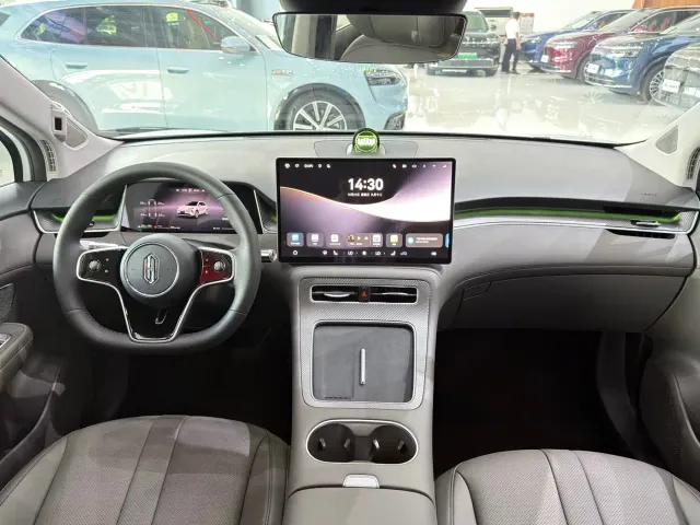 Shangjie SUV — Фото автомобиля 5