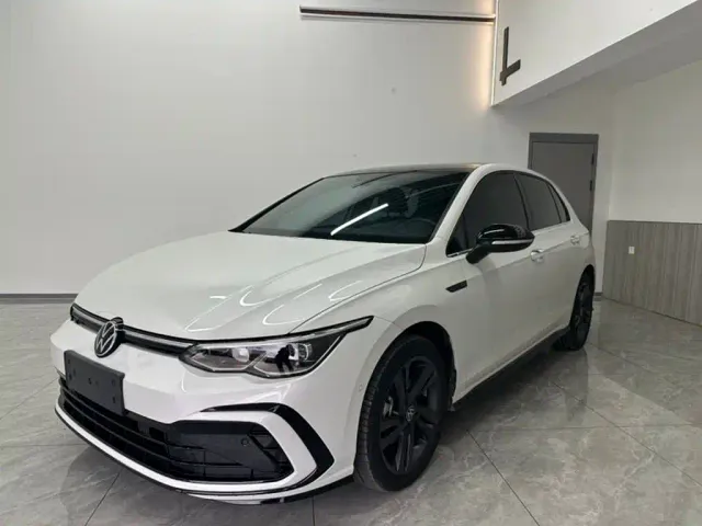 Фотография автомобиля — Volkswagen Golf