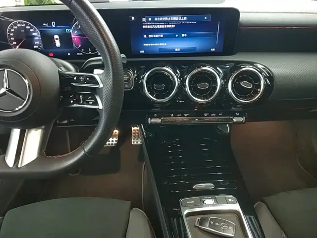 Mercedes-Benz CLA-Class — Фото автомобиля 12
