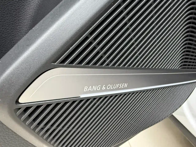 Audi Q5L — Фото автомобиля 14