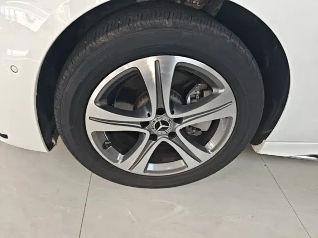 Mercedes-Benz C-Class — Фото автомобиля 22