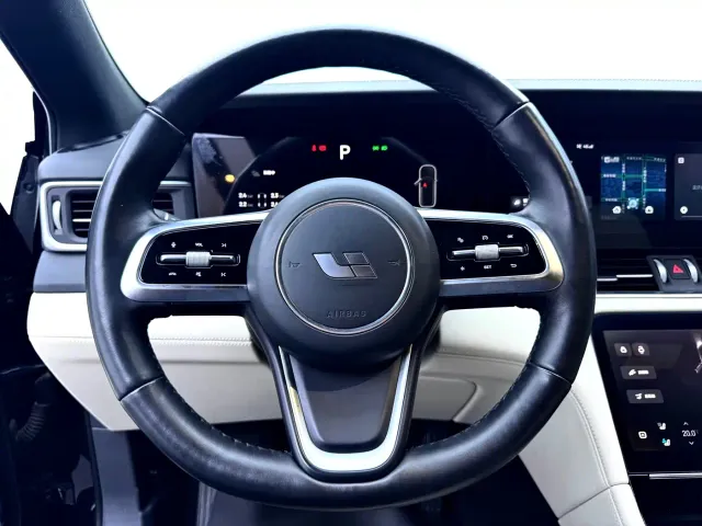 Li Auto ONE — Фото автомобиля 21