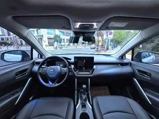 Toyota Corolla Cross — Фото автомобиля 7
