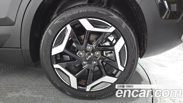 Kia Seltos Бензин 1.6 турбо 2WD — Фото автомобиля 17