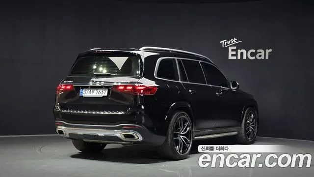 Mercedes-Benz GLS-Class — Фото автомобиля 2