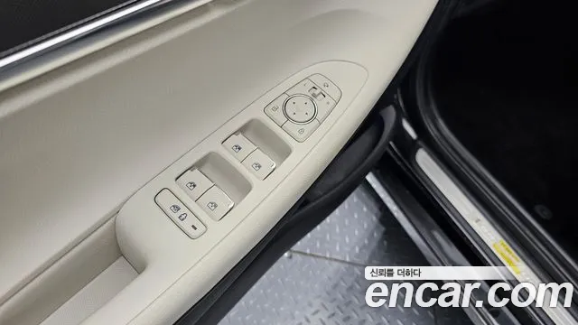 Hyundai Grandeur Новый Grandeur IG — Фото автомобиля 16