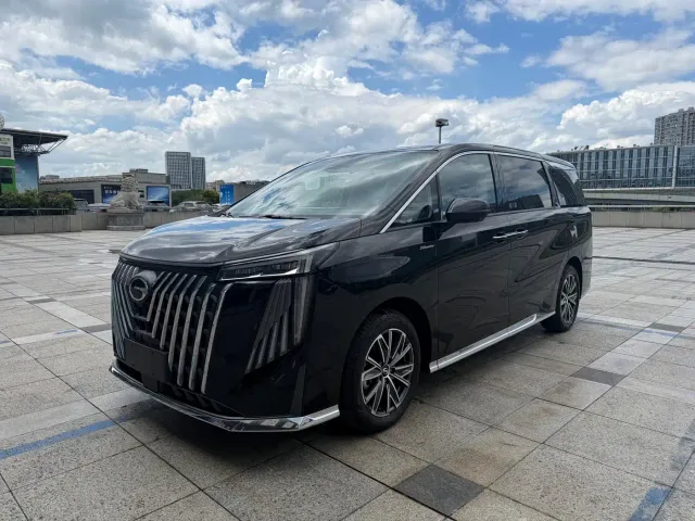 Фотография автомобиля — GAC Trumpchi M8