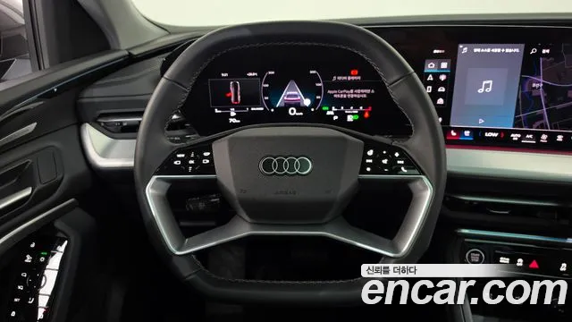 Audi Q5 40 TFSI quattro S Line — Фото автомобиля 11