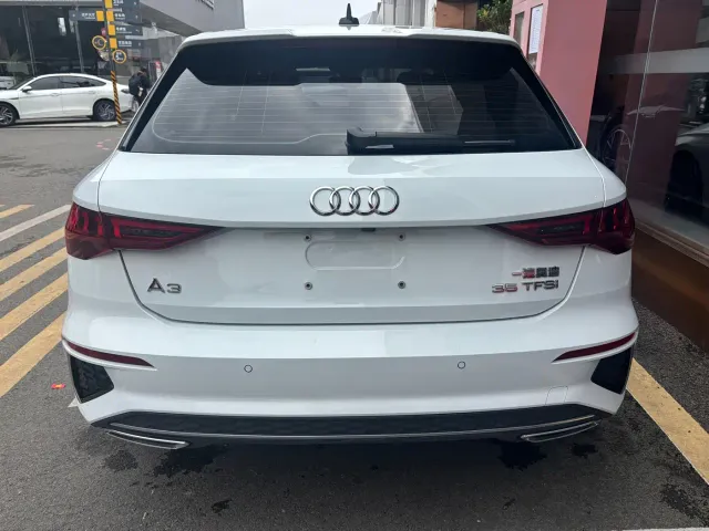 Audi A3 — Фото автомобиля 5