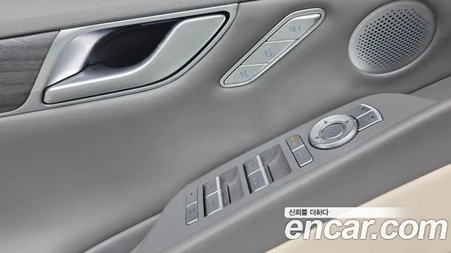 Genesis G80 Бензин 2.5 турбо AWD — Фото автомобиля 12