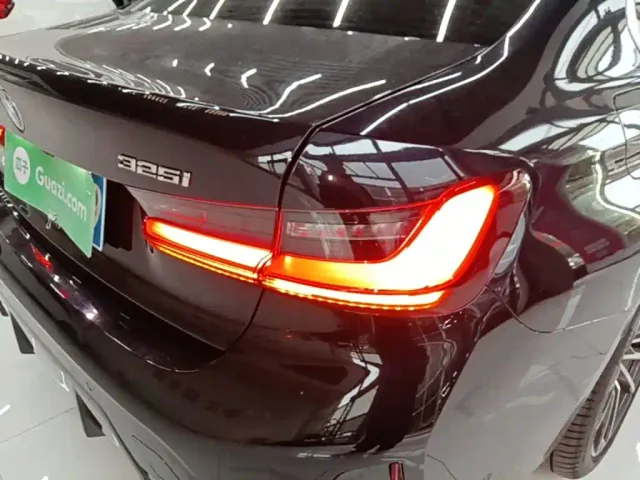 BMW 3 Series — Фото автомобиля 7