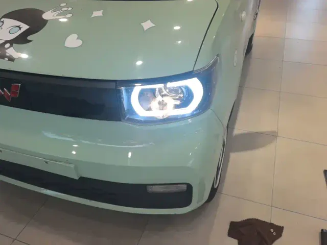 Wuling Hongguang Mini EV — Фото автомобиля 23