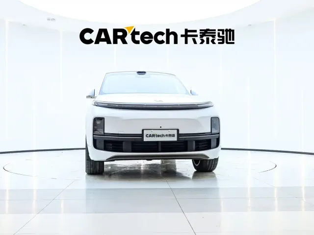 Li Auto L9 — Фото автомобиля 2