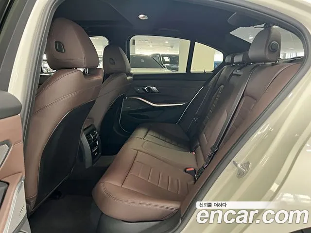 BMW 3 Series G20 — Фото автомобиля 12