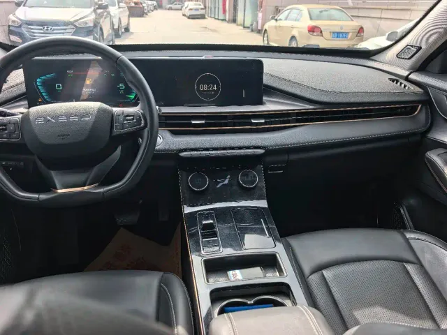 Exeed Chasing Wind C-DM — Фото автомобиля 9