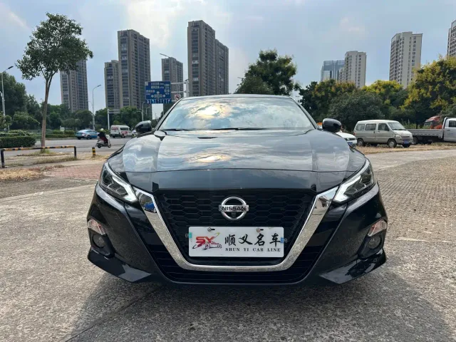 Nissan Teana — Фото автомобиля 2