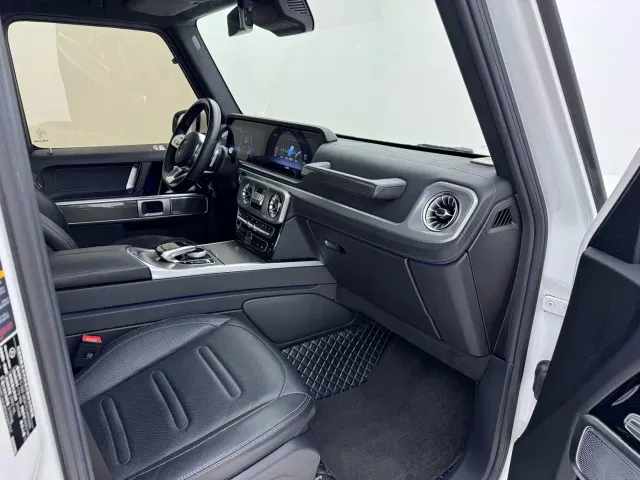 Mercedes-Benz G-Class — Фото автомобиля 14