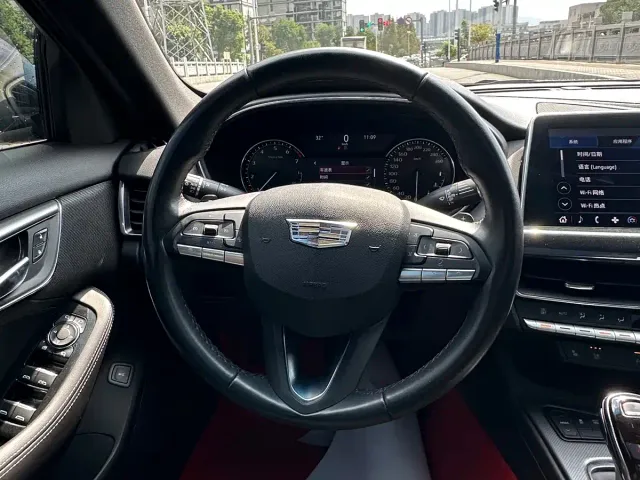 Cadillac CT5 — Фото автомобиля 16