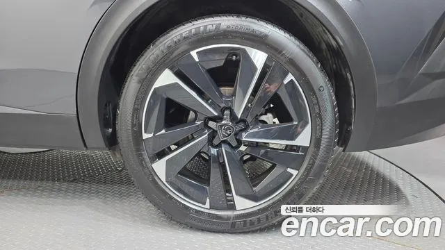 Peugeot 408 1.2 Pure Tech Allure — Фото автомобиля 21