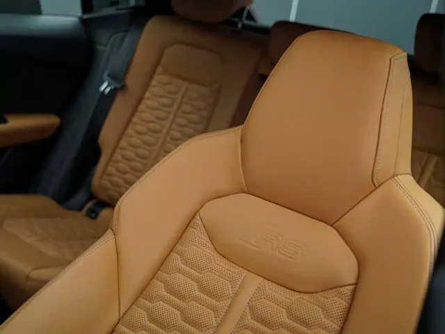 Audi RS Q8 — Фото автомобиля 14