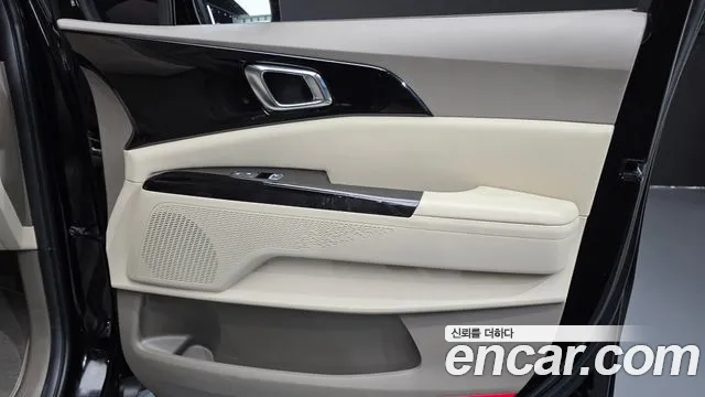 Kia Canival Carnival 4 поколение Бензин 9 мест Noblesse — Фото автомобиля 24