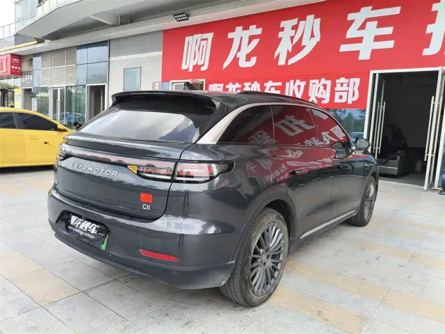 Leapmotor C11 — Фото автомобиля 10