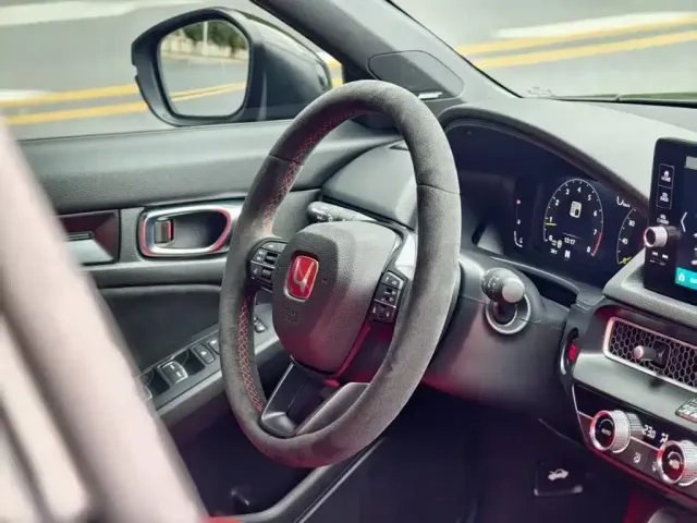 Honda Civic — Фото автомобиля 10