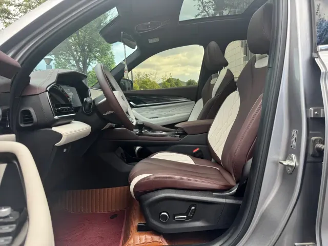 Geely Xingyue L — Фото автомобиля 9