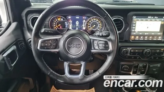 Jeep Wrangler JL — Фото автомобиля 11