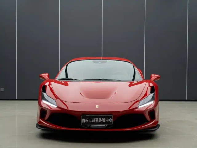 Ferrari F8 — Фото автомобиля 5