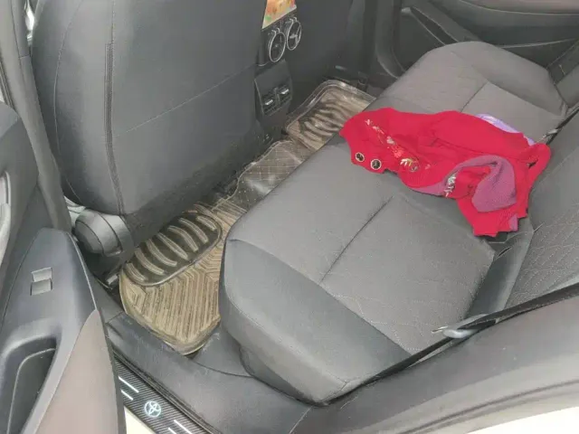 Toyota Corolla — Фото автомобиля 11
