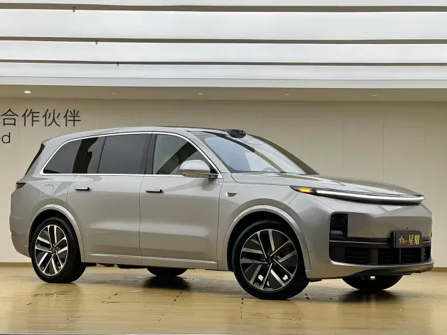 Li Auto L9 — Фото автомобиля 3