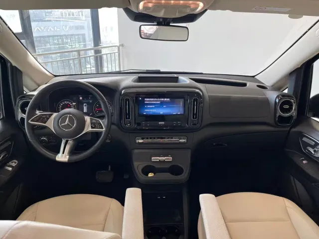 Mercedes-Benz Vito — Фото автомобиля 6