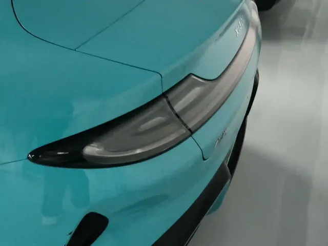 Xiaomi SU7 — Фото автомобиля 16