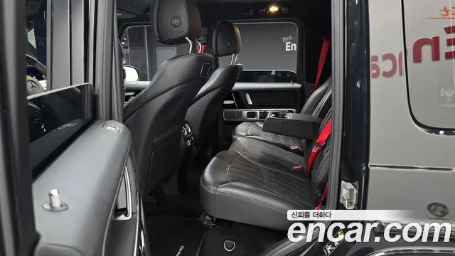 Mercedes-Benz G-Class — Фото автомобиля 12