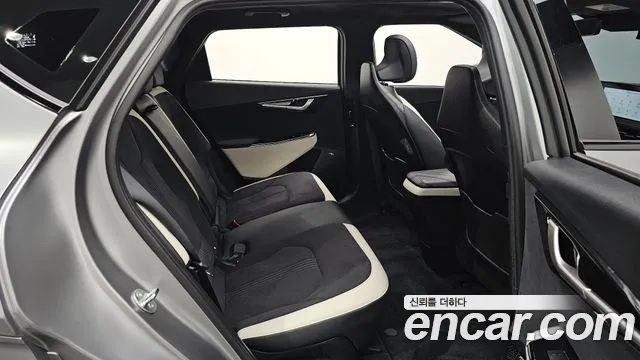 Kia EV6 — Фото автомобиля 12