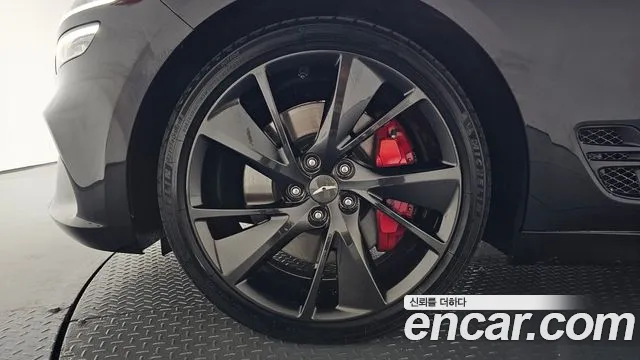 Genesis G70 New — Фото автомобиля 5