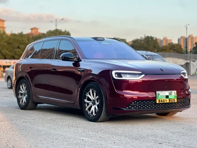 Aito M7 — Фото автомобиля 3