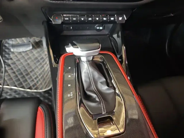 Changan Oushang X5 — Фото автомобиля 13