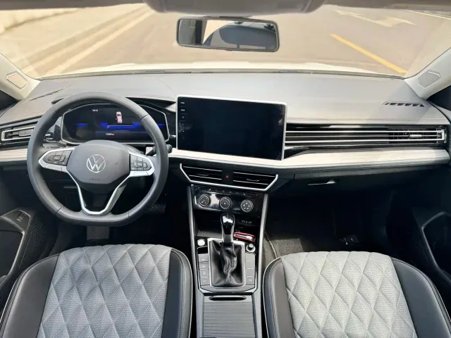 Volkswagen Sagitar — Фото автомобиля 9