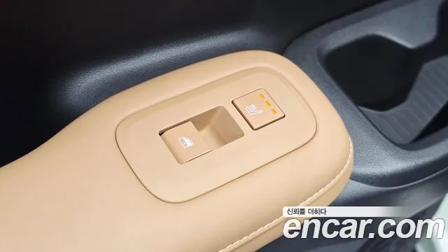 Hyundai Santafe Santa Fe (MX5) Бензин 2.5T 4WD — Фото автомобиля 27