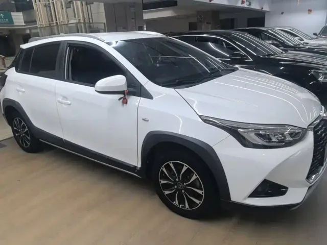 Toyota YARiS L Zhi Xuan — Фото автомобиля 3