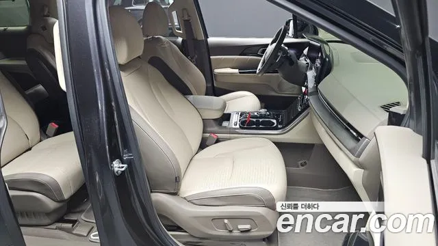 Kia Canival Carnival 4 поколение Бензин 9 мест Signature — Фото автомобиля 10
